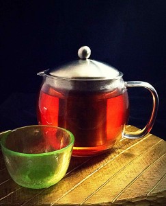 Willow & Everett Glass Teapot Infuser Warmer