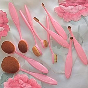 Startreasureland Oval Makeup Brushes