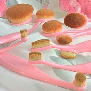 Startreasureland Oval Makeup Brushes