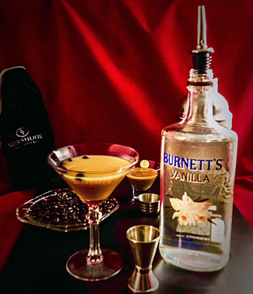 Espresso Martini made with SHIKSHOOK Professional Cocktail Shaker Set