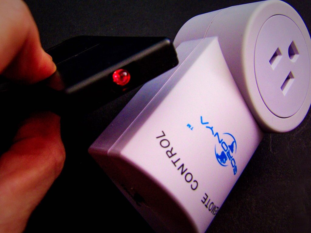 Goronya Wireless Remote Control Outlet Switch Kit