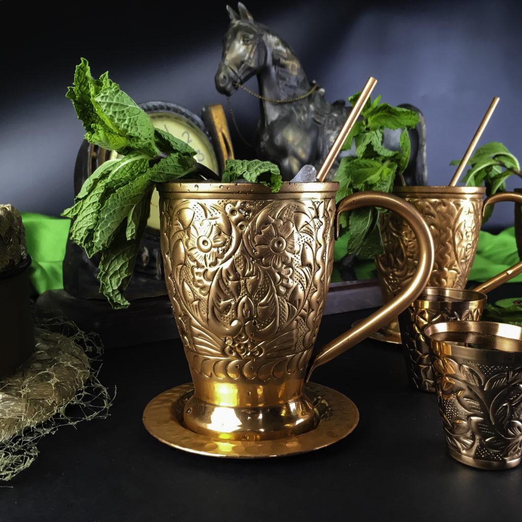 Complimentary Pure Copper Straws come with this set of Kamojo Moscow Mules
