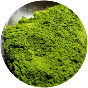 Mad Hippie 2-Minute Polishing Mask contains matcha powder