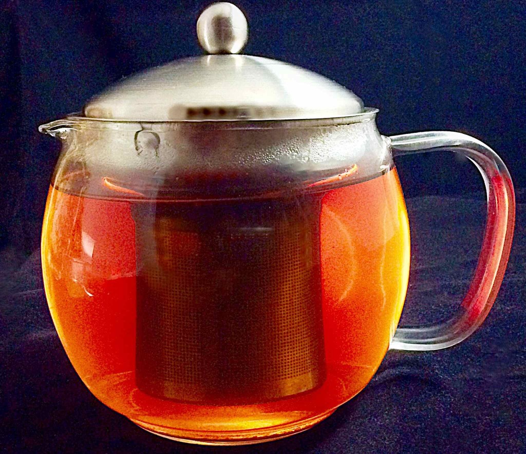 Willow & Everett Glass Teapot Infuser Warmer