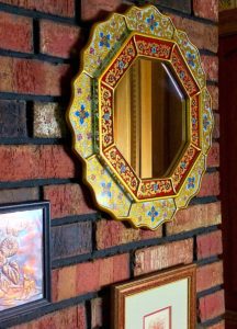 NOVICA White and Red Reverse-Painted Glass and Wood Framed Wall Mounted Round Mirror, 'White Star'