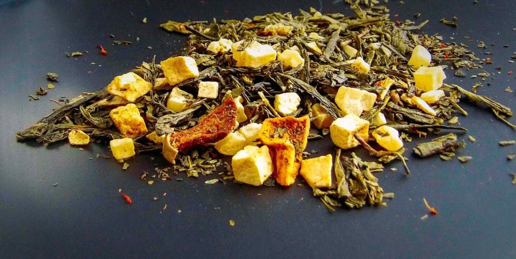 The Whistling Kettle Tea of the Month Club Golden Starfruit Flavor