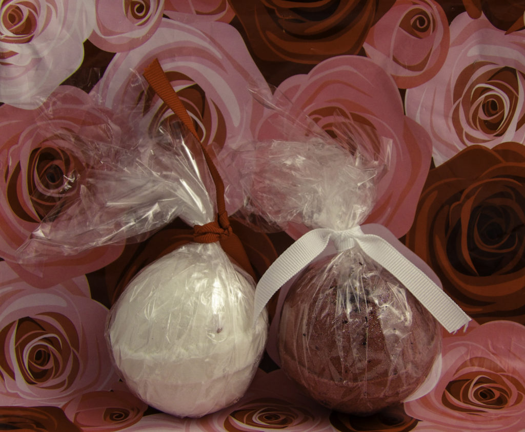 Blissique Jewelry Bath Bombs come individually wrapped