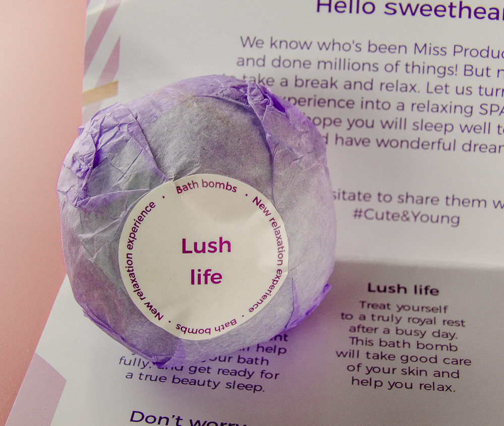 Lush Life Bath Bomb