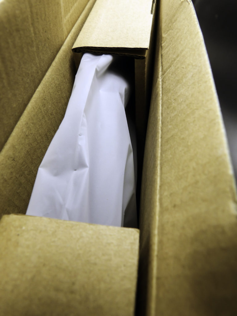 Sturdy internal packing materials keeps scale safe 