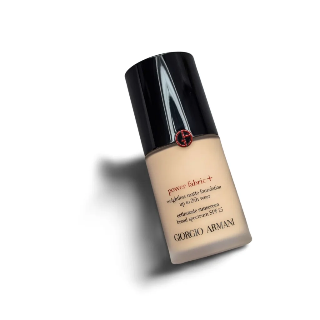 Giorgio Armani Power Fabric+ Foundation Swatch for Light Skin Tone